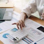 Understand the reasons why establishing a small business